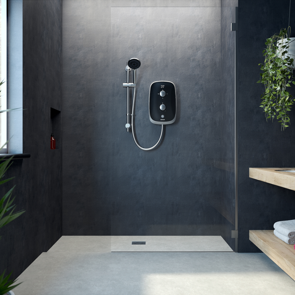 Aqualisa | eVOLVE | AQVOTZ26 | Electric shower | Lifestyle