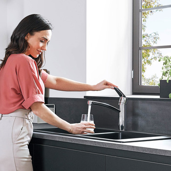 Hansgrohe | 31806000 | Kitchen Sink Mixer | Lifestyle